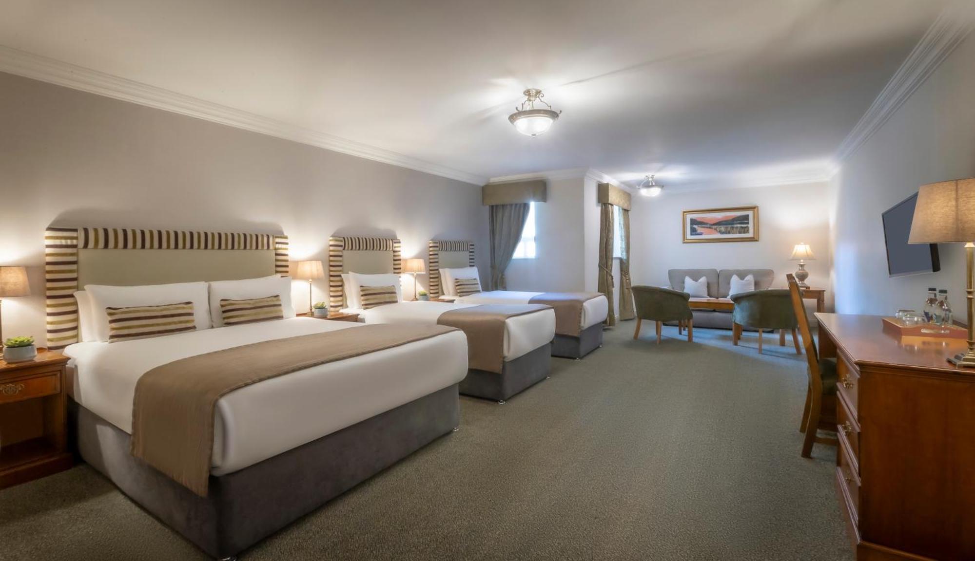 Bracken Court Hotel Balbriggan Buitenkant foto